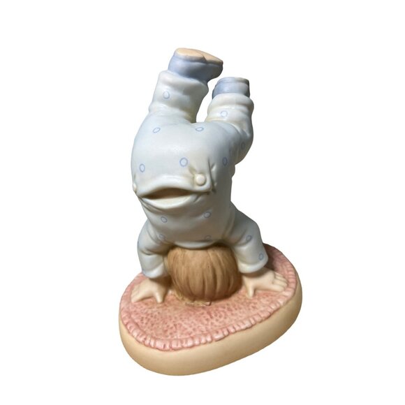 Enesco Memories of Yesterday "Things are Rather Upside Down" Figurine 522775 Boy - Picture 4 of 12